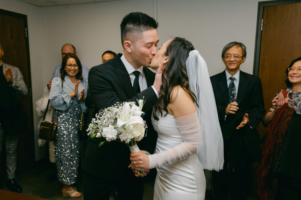 Wedding photos at Chicago City Hall