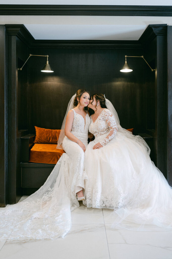 The Drake Oak Brook wedding portraits