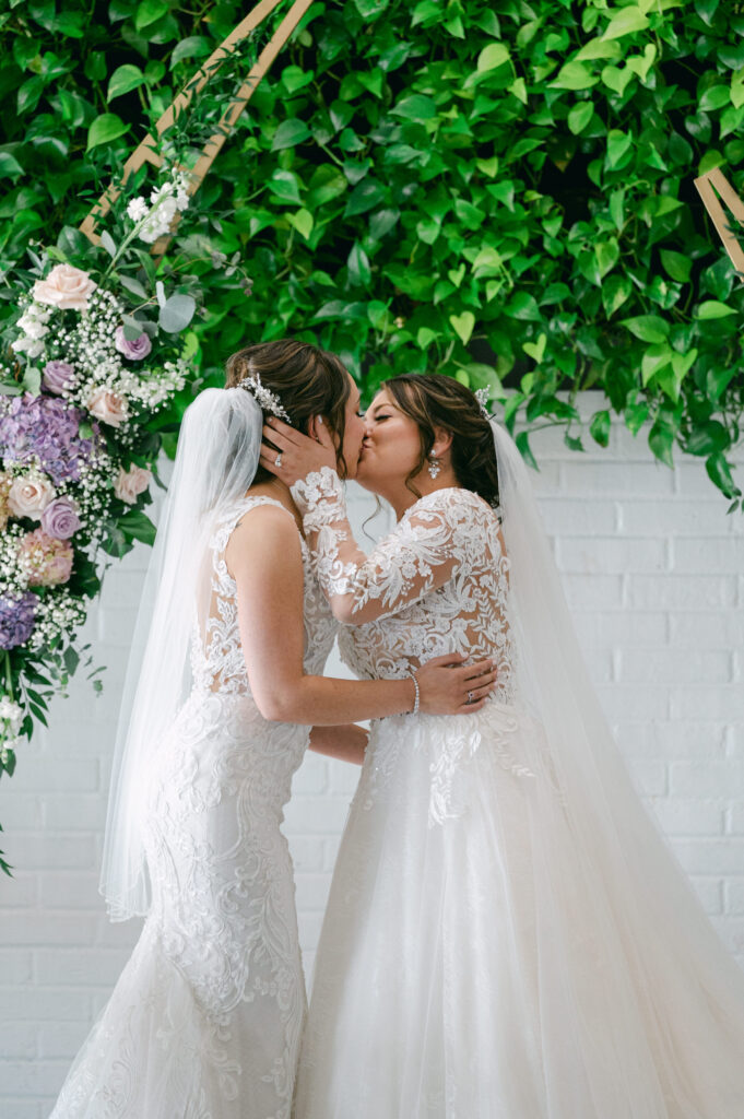 The Drake Oak Brook wedding ceremony