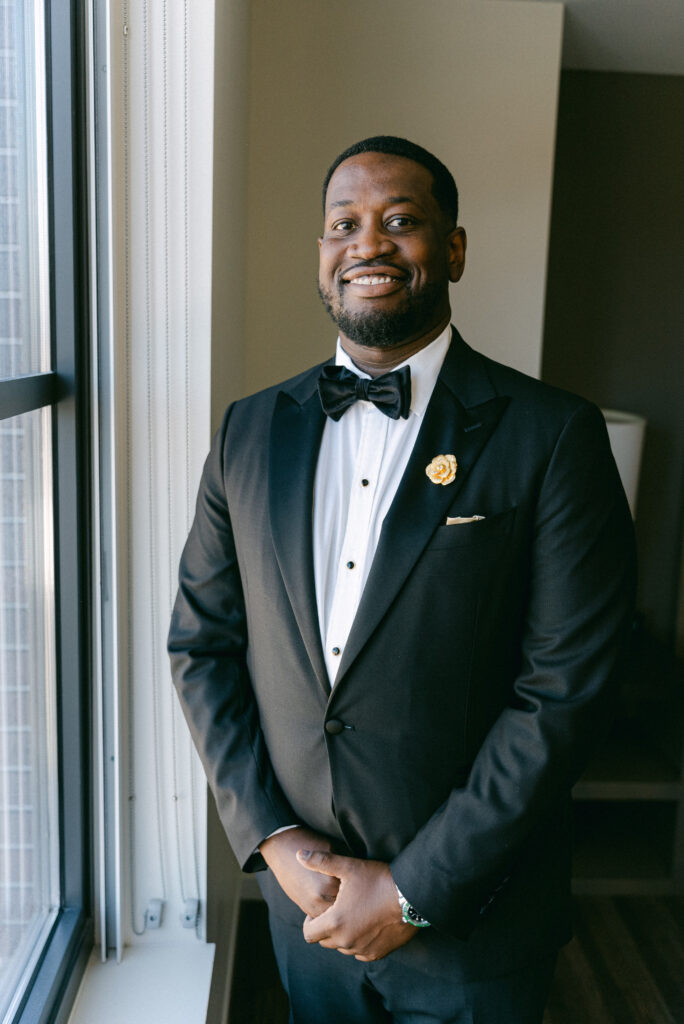 Groom ready for his wedding at The Carter in Chicago