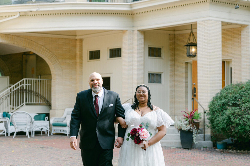 Wedding ceremony at Colvin House, Chicago