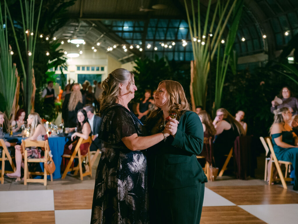 Garfield Park Conservatory wedding photos